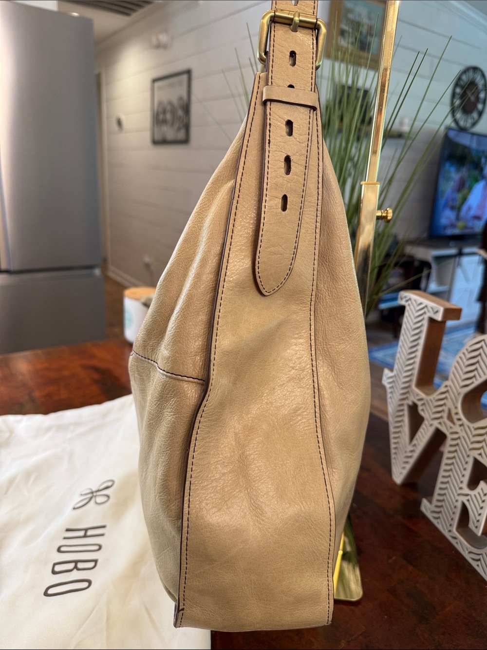 Hobo Beige Leather Hobo Bag with Patterned Scarf - Picture 6 of 14